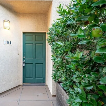 Buy this 2 bed townhouse on 480 South Euclid Avenue in Pasadena, CA 91101