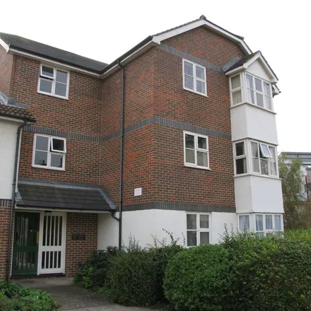 Rent this 1 bed apartment on Lewes Railway Land Local Nature Reserve in South Street, Lewes