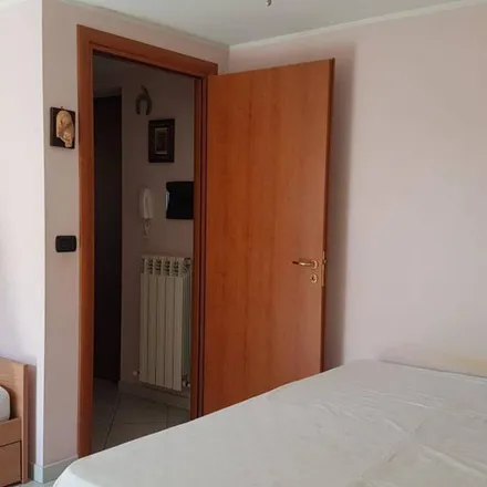 Image 2 - PENNY, Viale Crotone, Catanzaro CZ, Italy - Apartment for rent