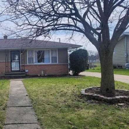 Buy this 4 bed house on 2524 Ashland Avenue in Rockford, IL 61101