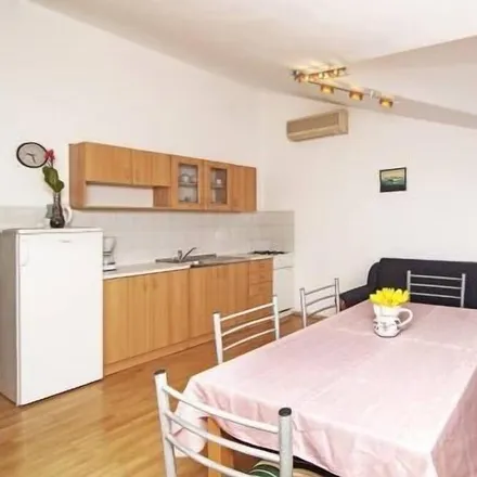 Image 3 - Croatia, Vodnjanska cesta, 52212 Fažana - Apartment for rent