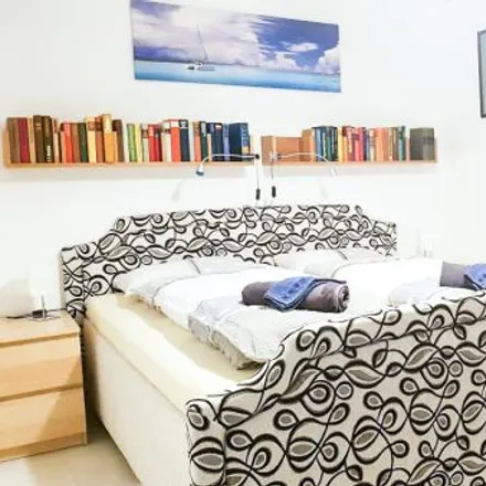 Rent this 2 bed apartment on Siedersgraben 25 in 3400 Gemeinde Klosterneuburg, Austria