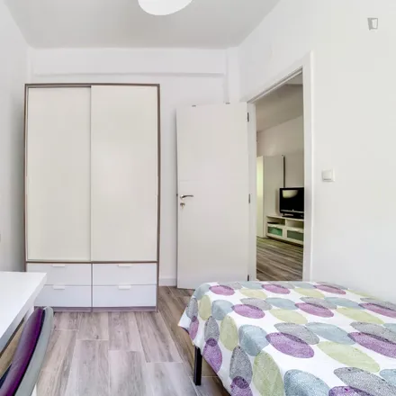 Image 4 - Madrid, Calle Viseo, 28025 Madrid - Room for rent
