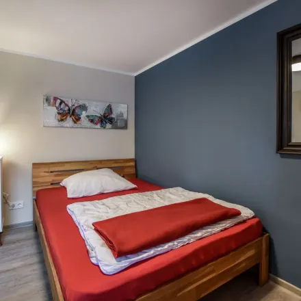 Rent this 2 bed apartment on Frankfurter Straße 136 in 53721 Siegburg, Germany