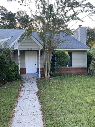 Rent this 2 bed duplex on 1885 Gina Drive in Tallahassee, FL 32303