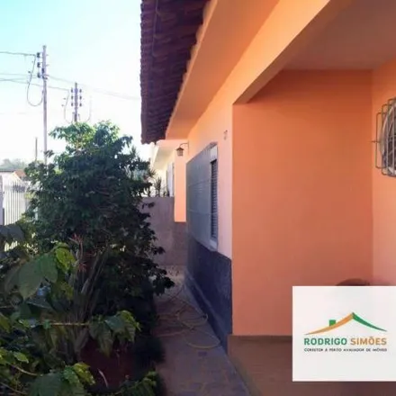 Buy this 4 bed house on Rua Antônio Gomes Garcia in Porto Velho, Itajubá - MG