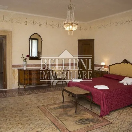 Image 2 - Viale Margherita 115, 36100 Vicenza VI, Italy - Apartment for rent