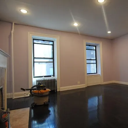 Image 4 - 18 West 37th Street, New York, NY 10018, USA - Apartment for rent
