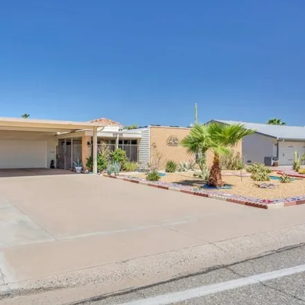 Rent this 2 bed house on 14471 North Boswell Boulevard in Sun City CDP, AZ 85351