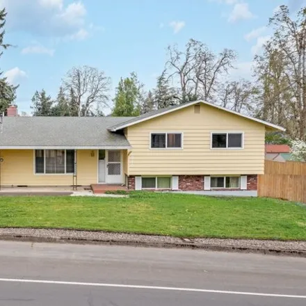 Buy this 4 bed house on 6810 Glen Echo Avenue in Oregon City, OR 97027