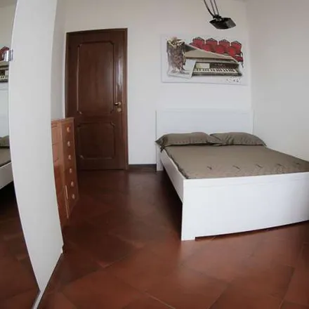 Rent this 5 bed apartment on Brenta M3 in Viale Bacchiglione, 20139 Milan MI