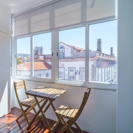 Image 5 - Mundo Columbófilo, Rua Doutor Alves da Veiga, 4000-073 Porto, Portugal - Apartment for rent