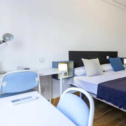 Rent this 1 bed room on Calle de Cáceres in 6, 28045 Madrid