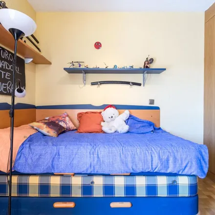 Rent this 5 bed apartment on Avenida de Europa in 28905 Getafe, Spain