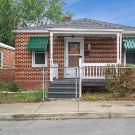Rent this 3 bed house on 305 Highland Ave