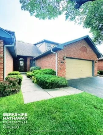 Buy this 3 bed house on 248 Garden Way in Bloomingdale, IL 60108
