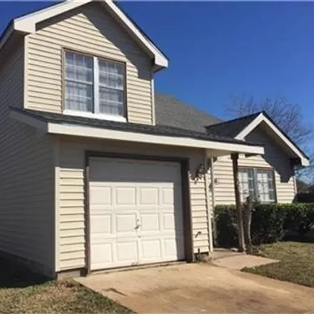 Rent this 3 bed house on 15401 Ellis Drive in Houston, TX 77489