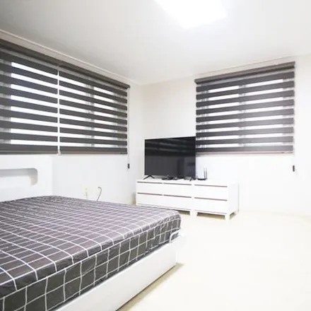 Rent this 1 bed apartment on 171-15 Nonhyeon-dong in Gangnam-gu, Seoul