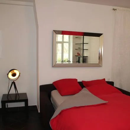Rent this 1 bed apartment on 62200 Boulogne-sur-Mer