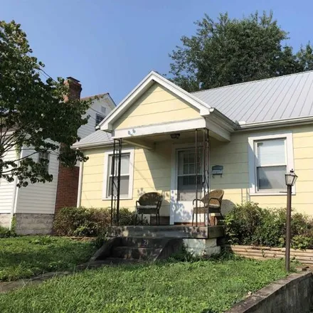 Buy this 3 bed house on 37 Pogue Street in Huntington, WV 25705