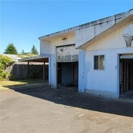 Image 5 - 225 S 186th St, Burien, Washington, 98148 - House for sale