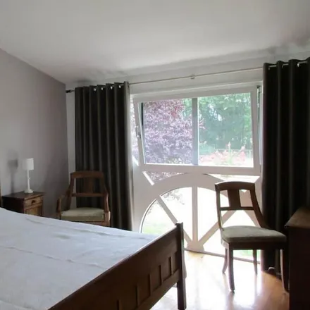 Rent this 6 bed house on 33590 Jau-Dignac-et-Loirac