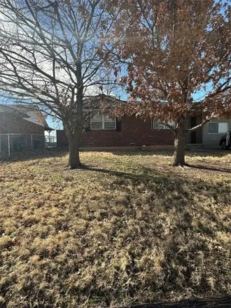 Buy this 3 bed house on 380 Northwest 65th Street in Lawton, OK 73505