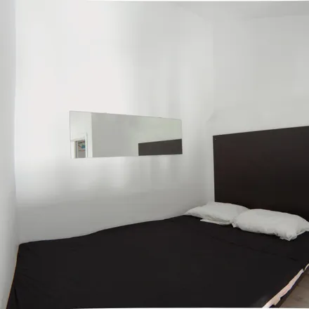 Rent this studio apartment on Calle del Capitán Blanco Argibay in 38A, 28039 Madrid