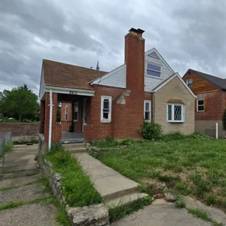 Rent this 4 bed house on 8415 Mayfair St in Ohio, 45216