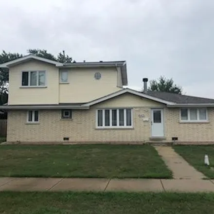 Buy this 4 bed house on 6417 83rd Place in Burbank, IL 60459