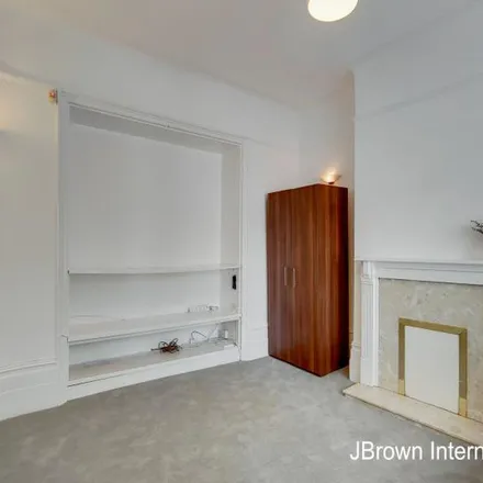 Rent this 4 bed apartment on 140 Portway in London, E15 3QJ