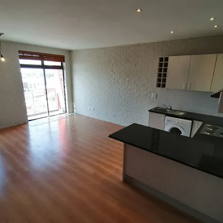 Image 2 - The Victoria, 152 Victoria Road, Woodstock, Cape Town, 7915, South Africa - Apartment for rent