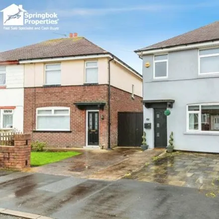 Buy this 3 bed duplex on Kingsmede in Blackpool, FY4 3NW