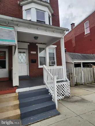 Buy this 5 bed townhouse on 528 Wallace Street in York, PA 17403