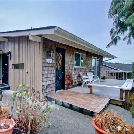 Buy this 2 bed house on 238 Elwha Drive in La Conner, Skagit County