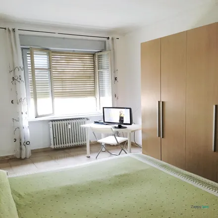 Image 1 - Via Polonghera, 30, 10138 Turin TO, Italy - Room for rent