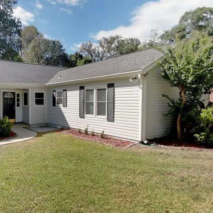 Buy this 3 bed house on 326 White Oak Trail in Thomasville, GA 31792