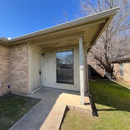 Image 2 - 1134 Landsdale Lane, Saginaw, TX 76179, USA - House for rent