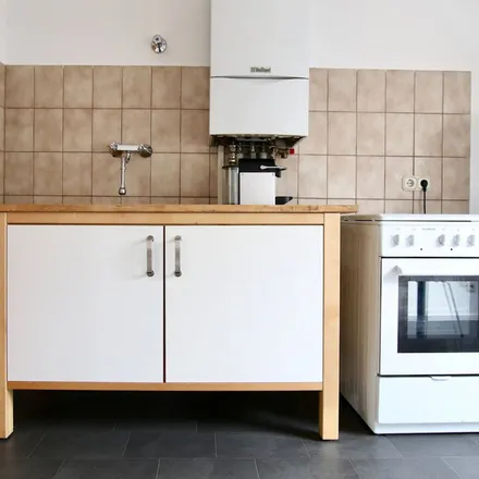Rent this 2 bed apartment on Stammstraße 84 in 50823 Cologne, Germany