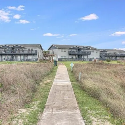 Buy this 2 bed condo on 1167 South Eleventh Street in Port Aransas, TX 78373