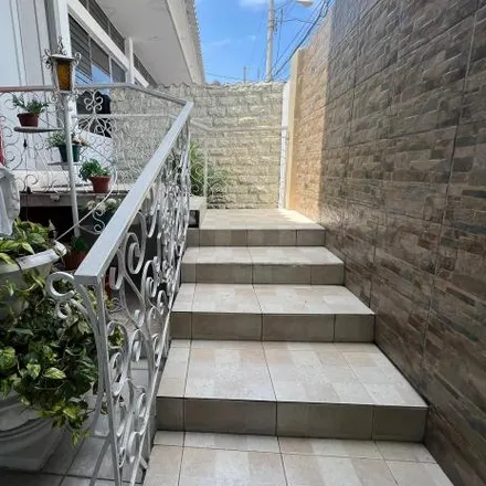 Buy this studio house on Nicolás Augusto González in 090109, Guayaquil