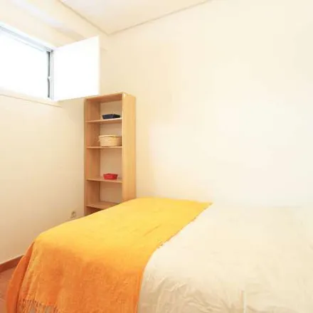 Image 5 - Madrid, La Saeta, Calle de Lagasca, 28001 Madrid - Apartment for rent