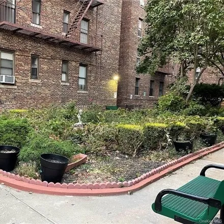 Buy this studio apartment on Barnes Building in 2922 Barnes Avenue, New York