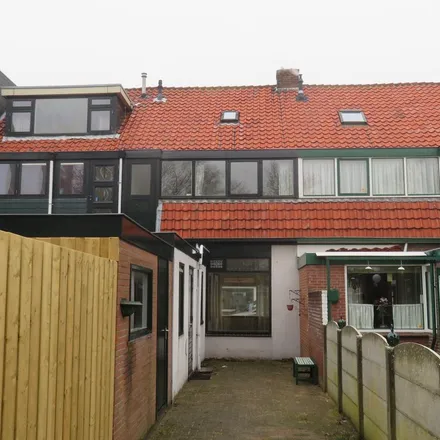 Rent this 2 bed apartment on Huygensstraat 4 in 1782 HP Den Helder, Netherlands