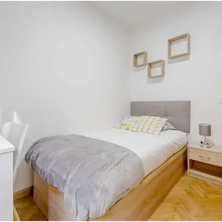 Rent this 1 bed apartment on Calle de Rafaela Bonilla in 19, 28028 Madrid