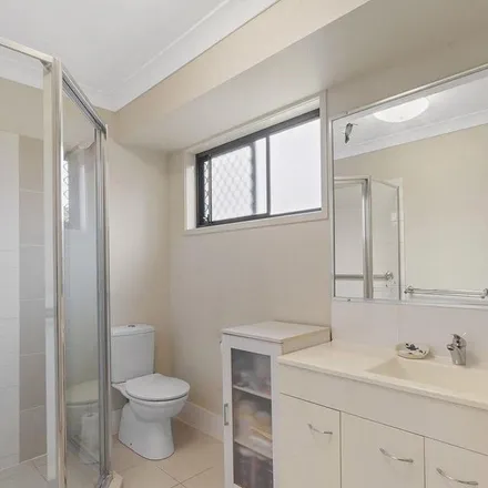 Image 5 - Shoalhaven Avenue, Pacific Pines QLD 4210, Australia - Apartment for rent