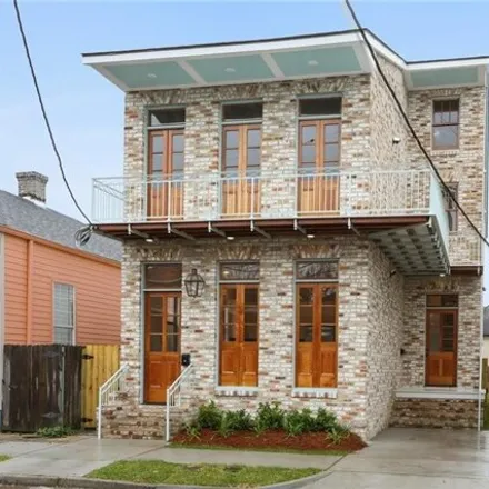 Buy this 6 bed house on 1817 Laharpe Street in New Orleans, LA 70119