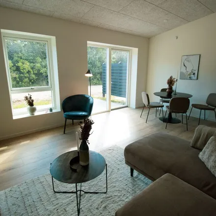 Rent this 2 bed apartment on Mariedalen 12 in 8600 Silkeborg, Denmark