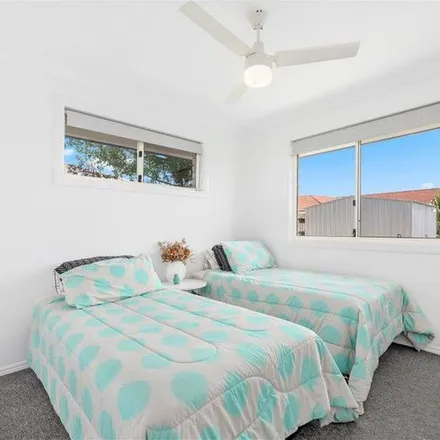 Image 7 - Ibis Boulevard, Eli Waters QLD 4655, Australia - Apartment for rent