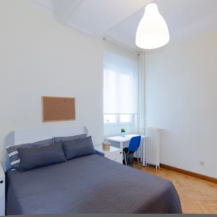 Rent this studio room on Calle de Andrés Mellado in 72, 28015 Madrid